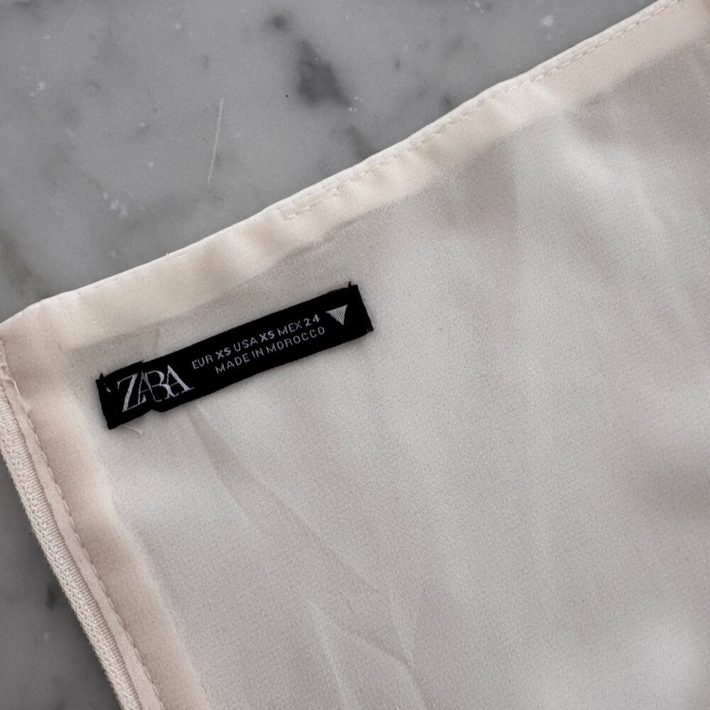 Zara Asymmetrical Strapless Top — White | Size XS - Picture 3 of 6